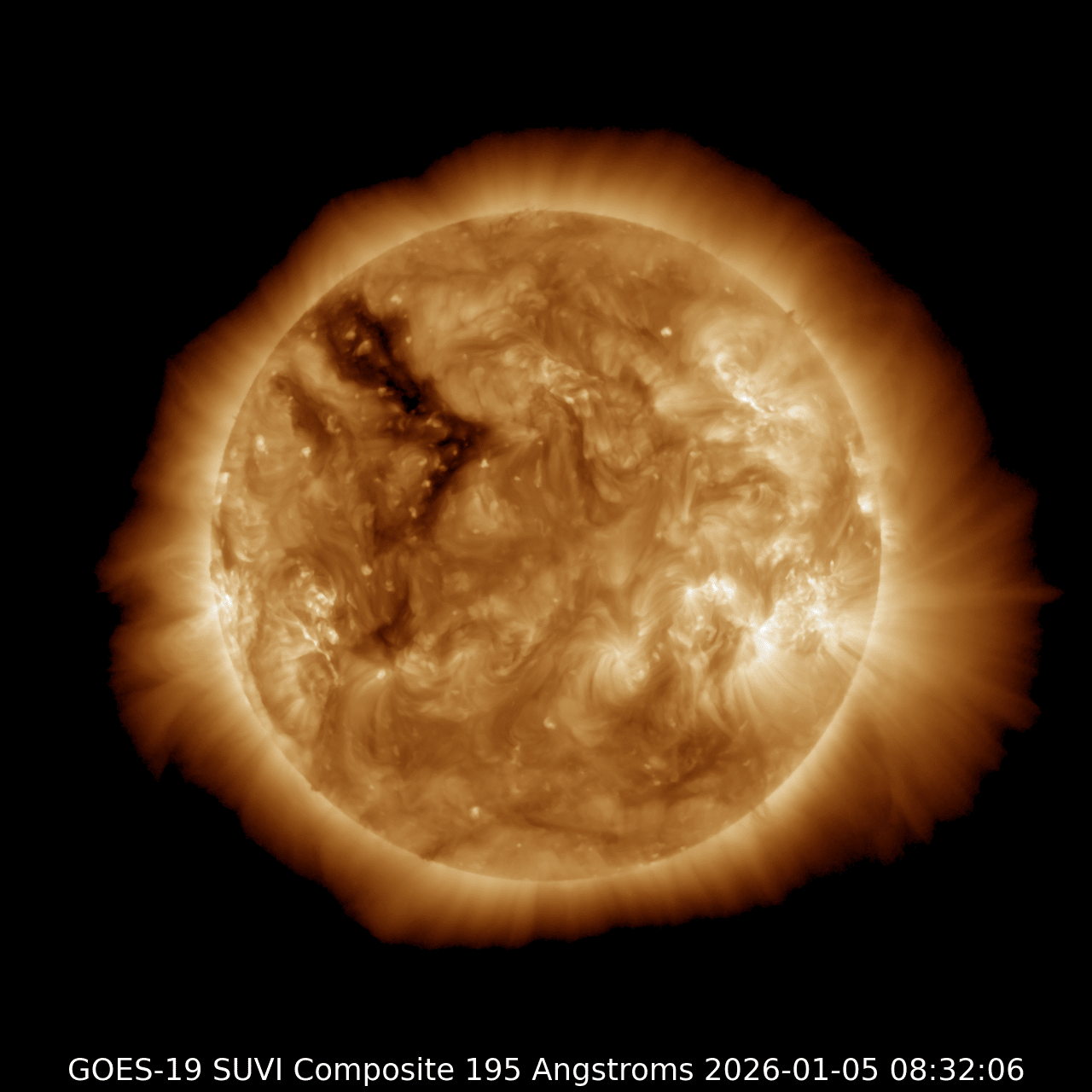 Aktuelle Sonnenaktivität: Sonnenflecken, Koronale Löcher & Polarlicht-Aussichten 7 koronales loch